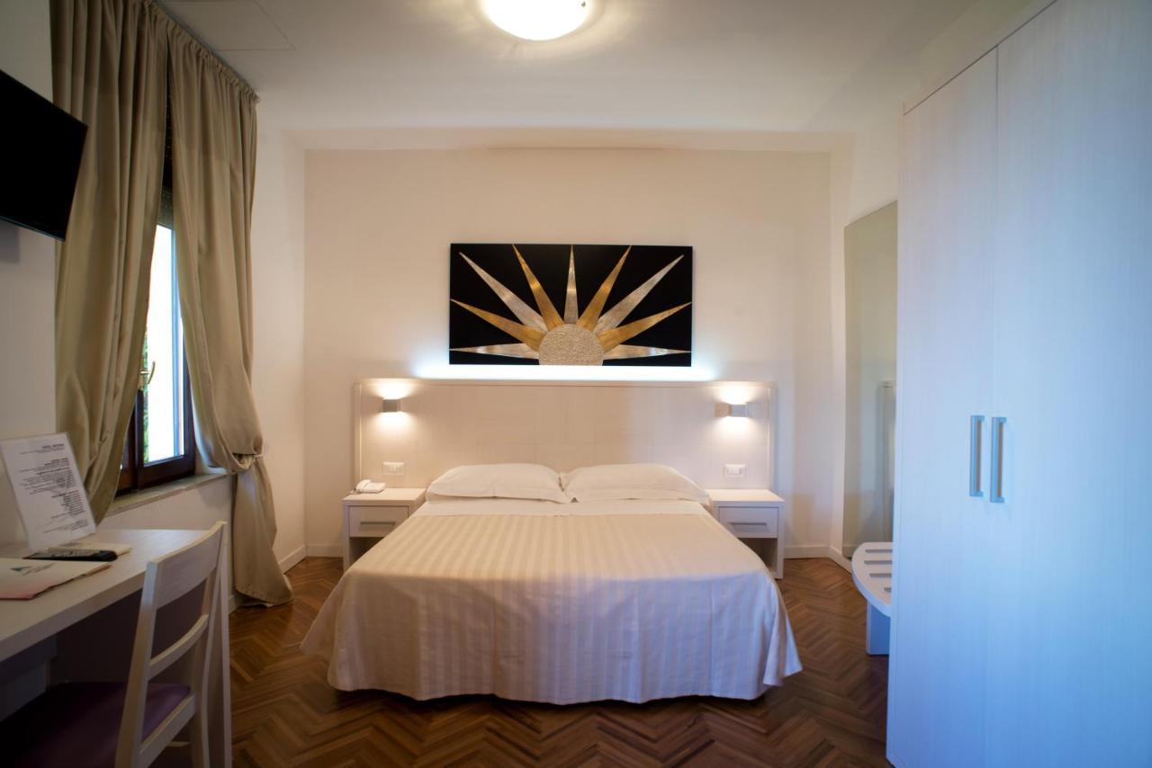 Hotel Astoria Fermo Exterior foto