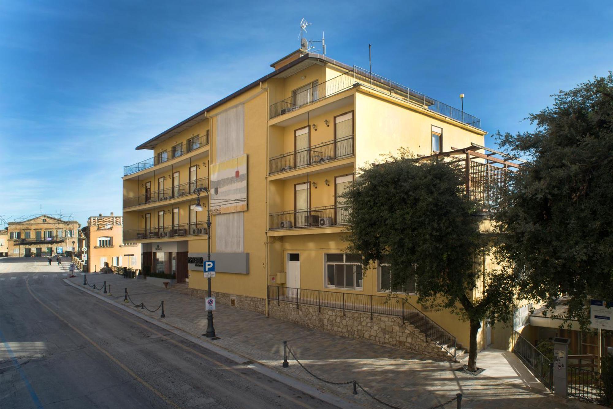 Hotel Astoria Fermo Exterior foto